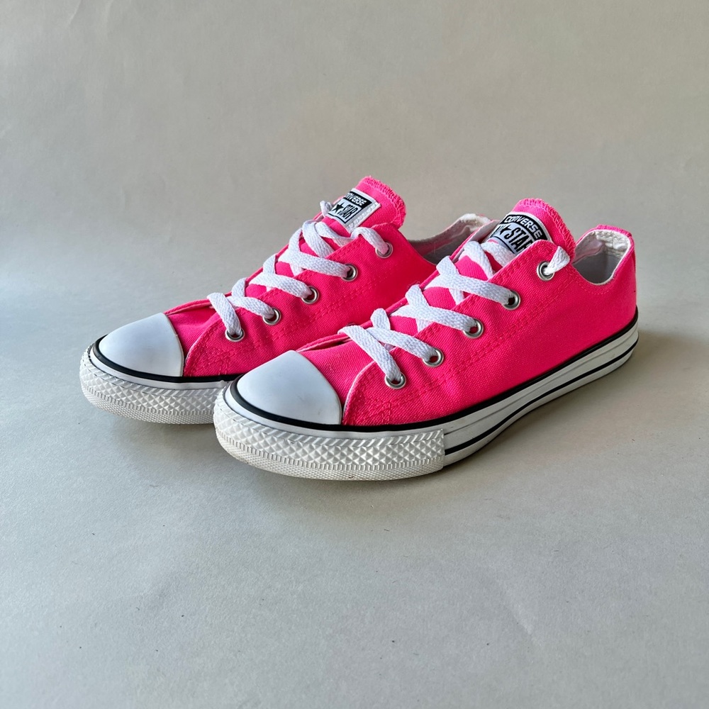 Youth Converse Chuck Taylor Neon Pink All Star